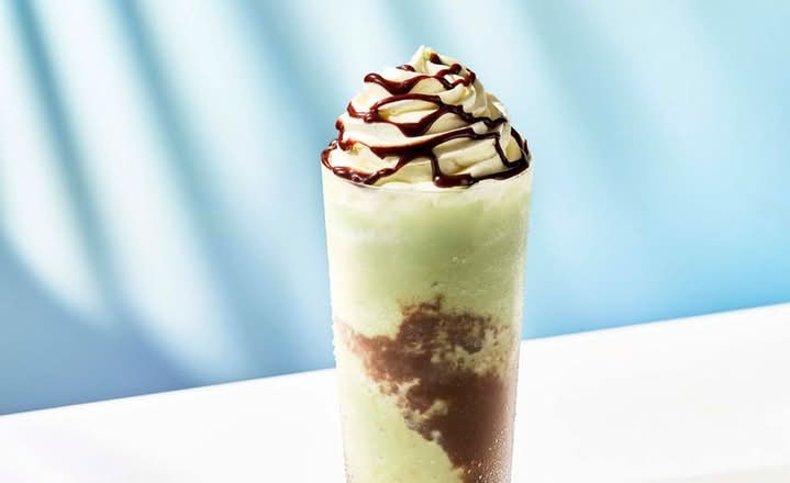 Pistachio Chocolate Luxury Frappe