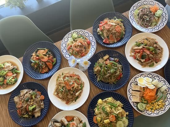 The Blue Elephant (Somerville)