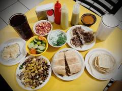 Papas y alambres Los Abejorros de Oaxaca (Irapuato)