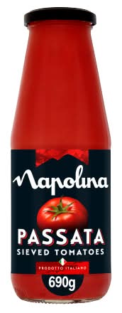 Napolina Sieved Tomatoes Passata (690g)