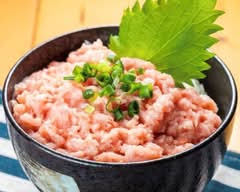 マグロ・サーモン一本勝負