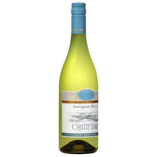 Oyster Bay Wines · New Zealand Sauvignon Blanc (750 mL)