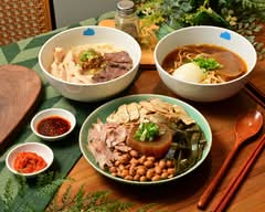 藍山牛肉麵