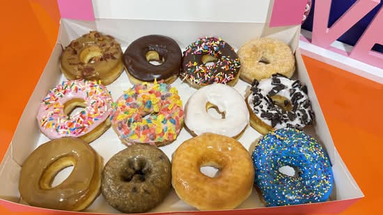 Planet Donuts Coffee And Breakfast (5830 S Sherwood Forest Blvd, A-1)