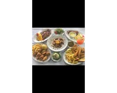 Le Roux’s On the Lake Chicken & Seafood (9734 Hayne Blvd)
