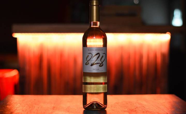 Blanco 828 Semidulce, Macabeo / Viura D.O. Rioja