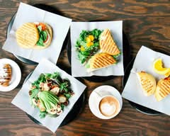 Shortwave Diner (4208 Manchaca Road)