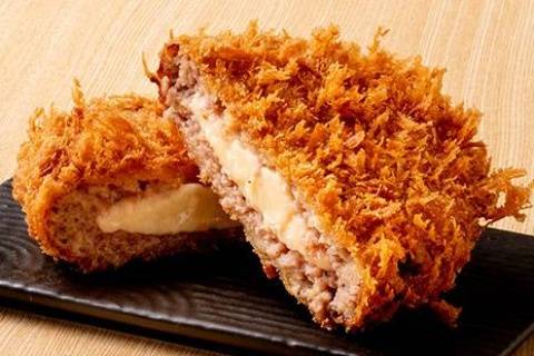 ジャンボチーズinメンチカツ Jumbo cheese in menchi katsu