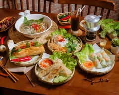 河粉媽媽Pho Mama丨越南料理丨燒烤熱炒