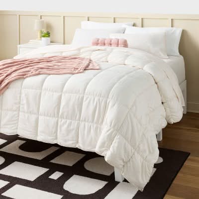 Room Essentials Box Stitch Puffer Comforter, Twin/Twin Extra Long, Ivory