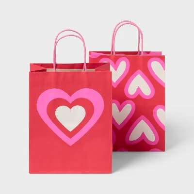 2ct Valentine's Day Large Heart Toss Cub Bag - Spritz™