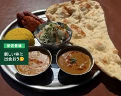 ASIAN　IZAKAYA　TAMANG　アジアン　居酒屋　タマン