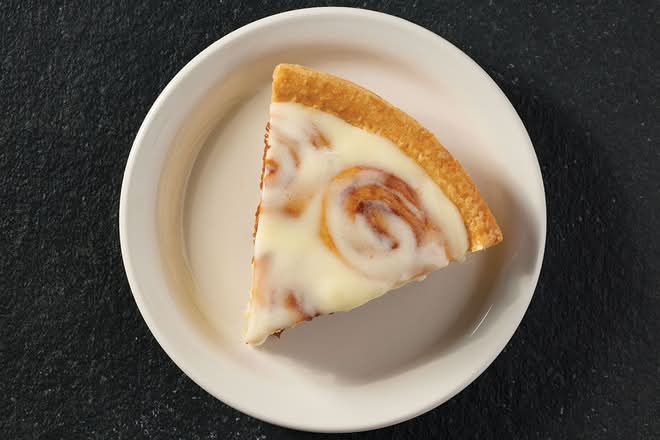 Cinnamon Roll Pie Slice