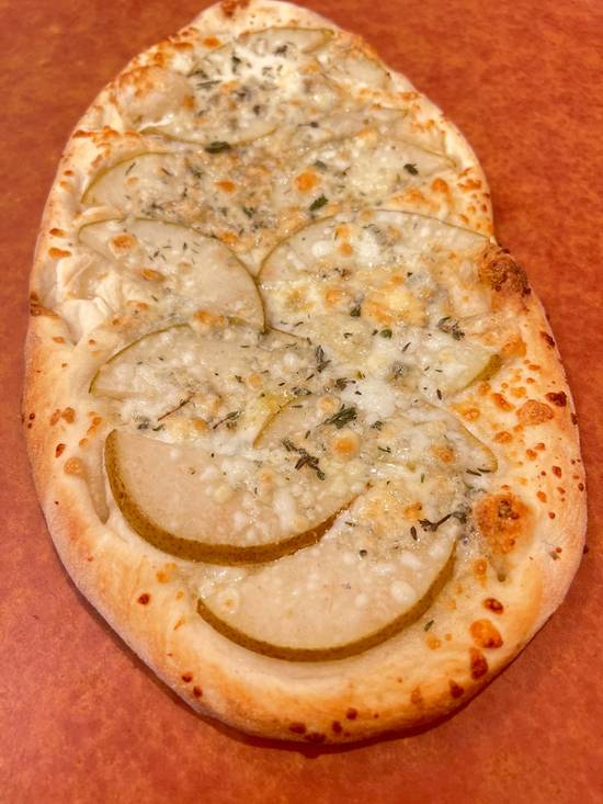 Pear & Gorgonzola Flatbread ***