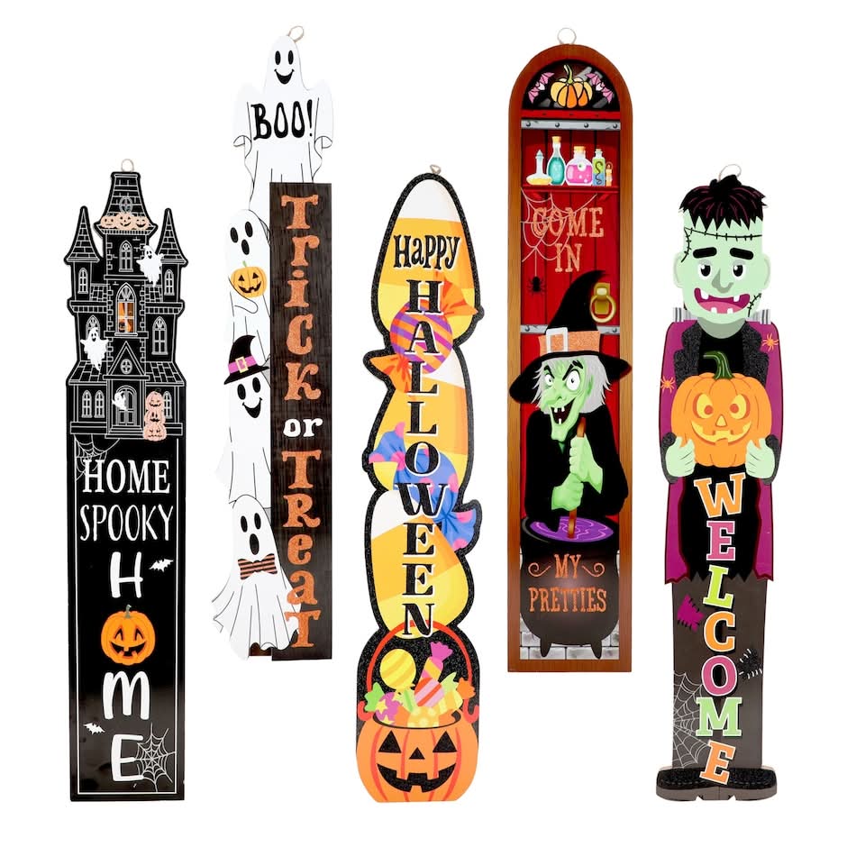 Halloween Leaner Decor, Assorted Designs.