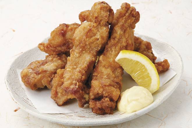 鶏もも一本唐揚げ(4本) Whole Fried Chicken Thigh (4 Pieces)