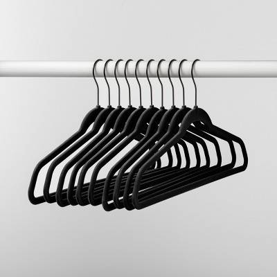 Brightroom Flocked Hangers, Black (10 ct)