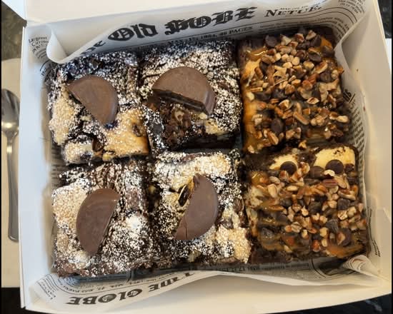 Annelo Brownie Lab