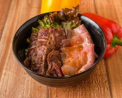 【オープン記念価格の絶品牛ハラミ丼！】ハラミとローストビーフと信州米 Skirt steak, roast beef, and Shinshu rice Imazato store
