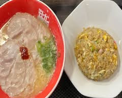 モヒカンラーメンセンター 福岡店 MOHIKANRAMENSENTER FUKUOKATEN