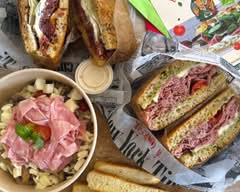 La Cucina Di Nini (1 Quai de la Joliette)