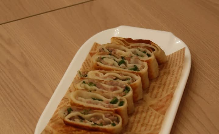 Crispy Pork Pancake (8Pcs) 多层夹肉饼