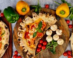 Pizza au Feu de Bois