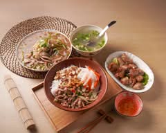 彩菱鮮炒館 越式河粉 l 熱炒