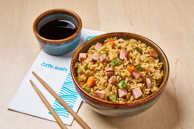 Yakimeshi Arrachera - Arroz Salteado con Arrachera y Verduras