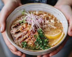 IRO鶏dori 新宿店 柚子香る鶏塩レモンスープ　IRO Toridori Shinjuku Branch: Yuzu-scented Chicken Salt ＆Lemon Hot Pot