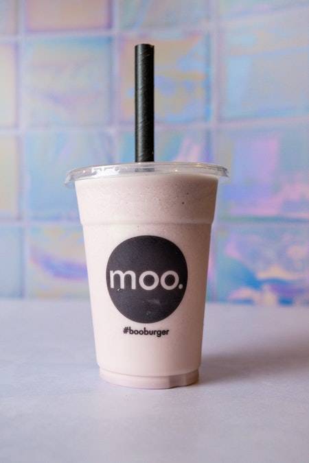 STRAWBERRY SHAKE - 12OZ