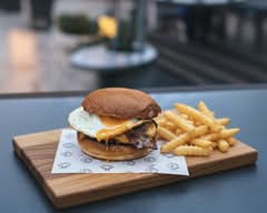 Holy Bread Hyundai Padel