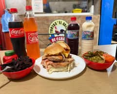 Tortas el Gallo de canal