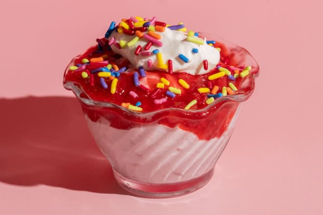 Organic Berry Bliss Sundae
