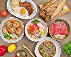 定食と海鮮料理が人気の店【はごろも食堂】 A restaurant popular for seafood dishes【HAGOROMO cafeteria】