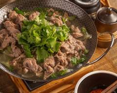 Young Sanniang Beef Pot(Bayview Hill)杨三孃跷脚牛肉