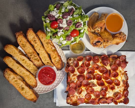 Moriarty's  Detroit Pizza