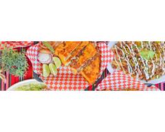 Tacos El Amigo (2416 E Boulder St)