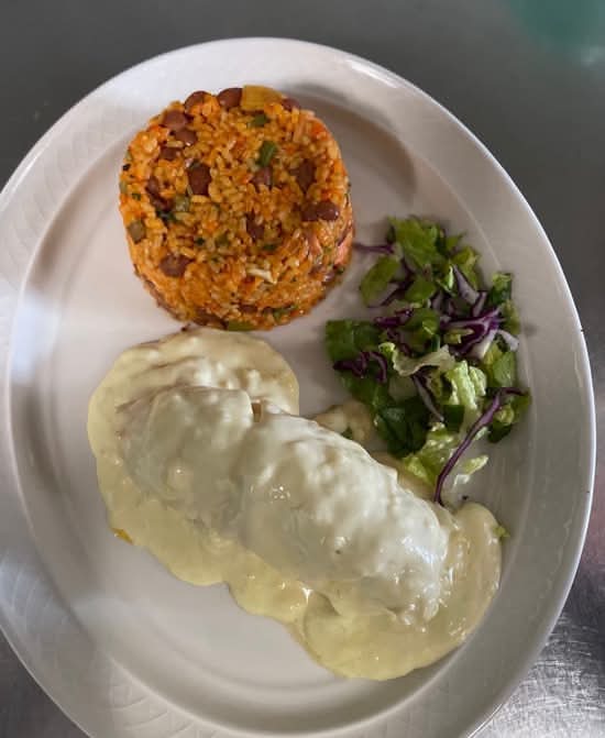 Pechuga Rellena de Amarillo