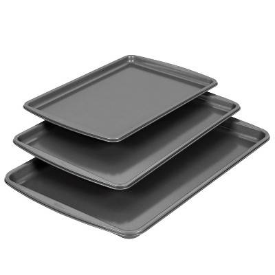 Wilton Ultra Bake Pro Cookie Sheet Set, Black (3 ct)