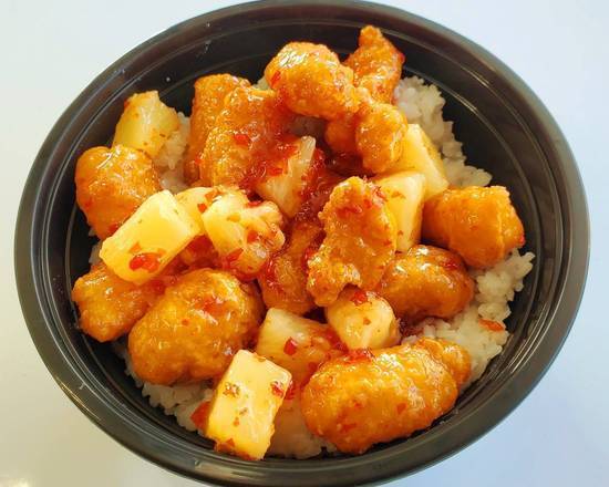 Sweet Chili Chicken Rice Bowl