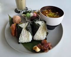お結び 1004
