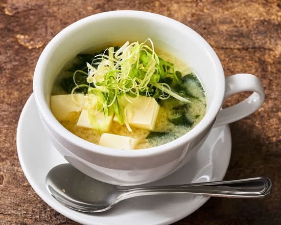 Miso Soup w/ seaweed & tofu