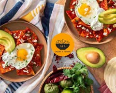 Salsas y Totopos