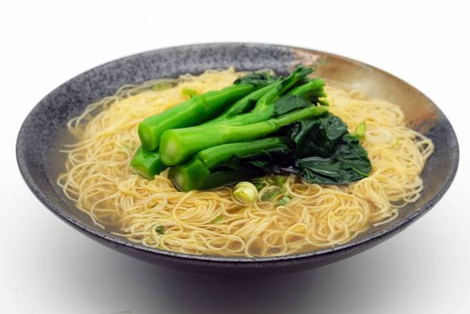D20. Vegetable and Noodle in Soup 菜遠上湯麵