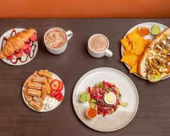 Quetzal Cafe (101 Main St)