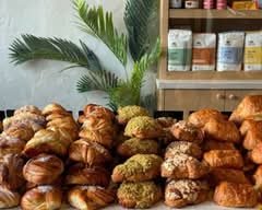 Clark Street Bakery (331 Glendale Blvd)