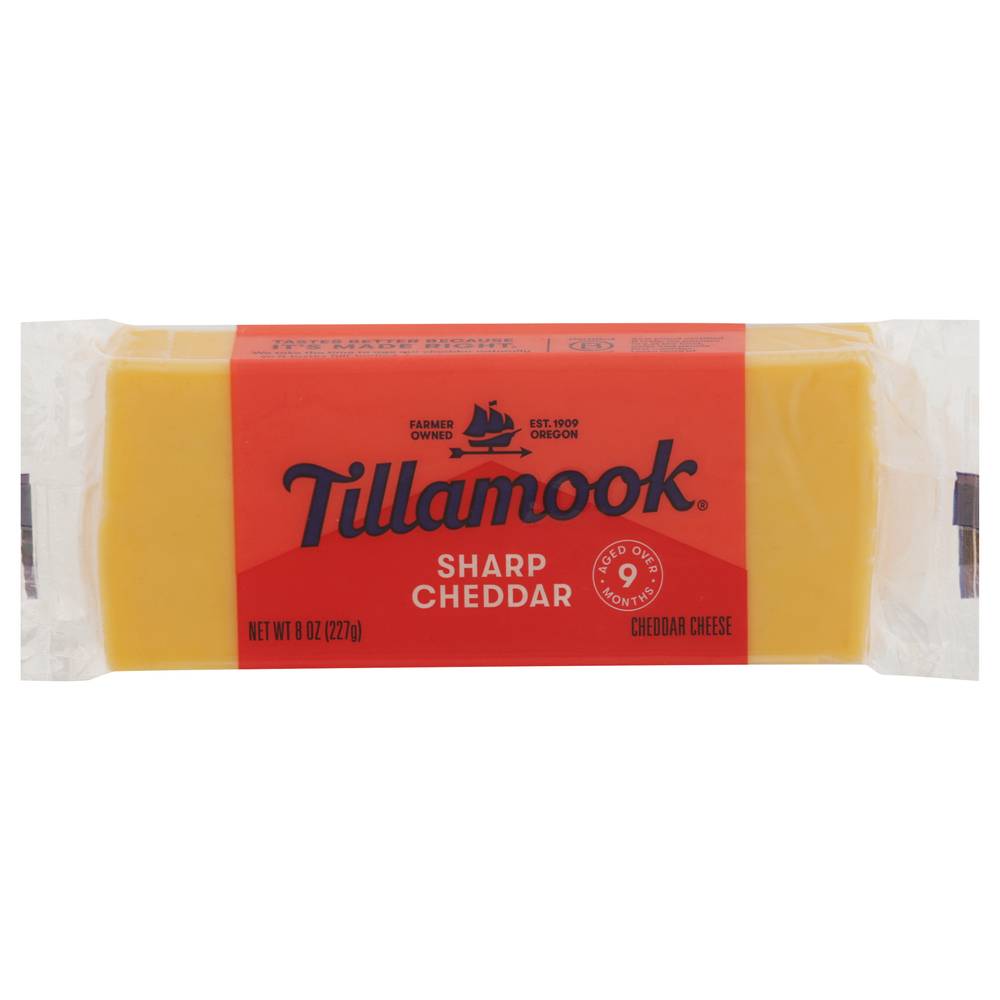 Tillamook Sharp Cheddar Cheese (8 oz)