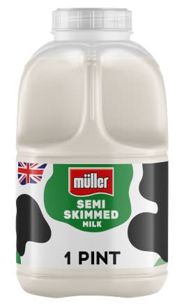 Müller Semi Skimmed Milk (568ml)