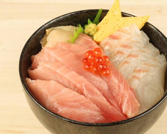 中とろと鯛の贅沢丼